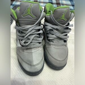 Air Jordan size 5 boys